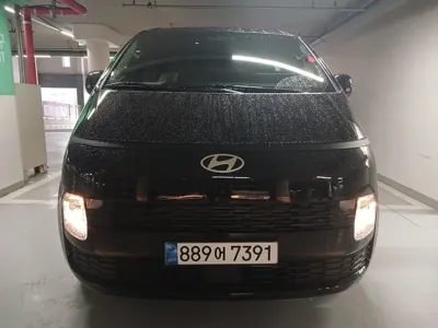 Hyundai Staria