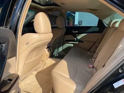 Toyota Reiz