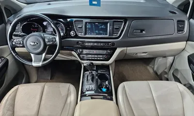 Kia Canival