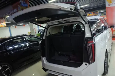 GAC Trumpchi M8