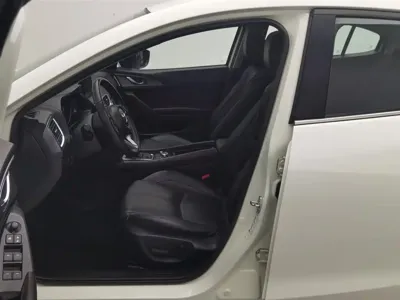 Mazda 3 Axela