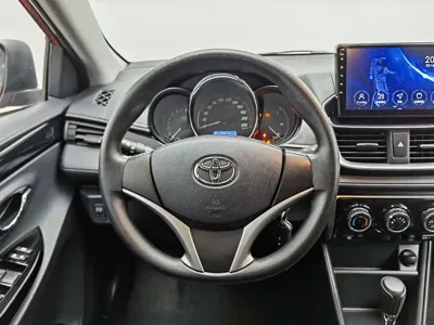 Toyota Yaris L