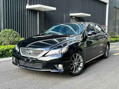 Toyota Reiz