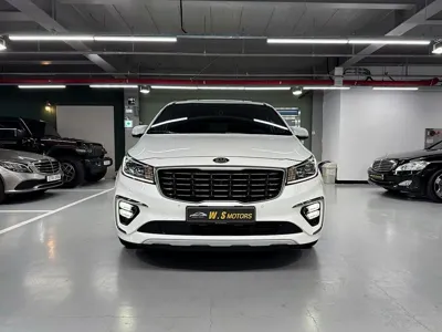 Kia Canival