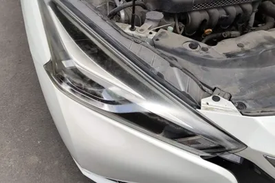 Nissan Lannia