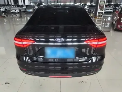 Ford Taurus