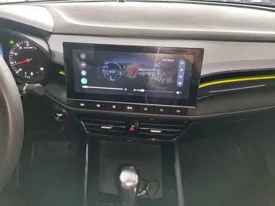 Roewe i5