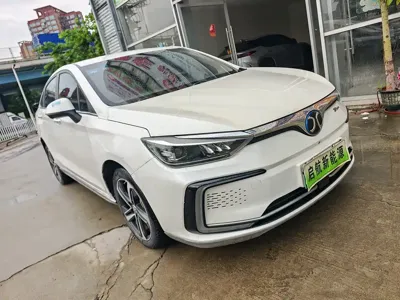 BAIC EU5