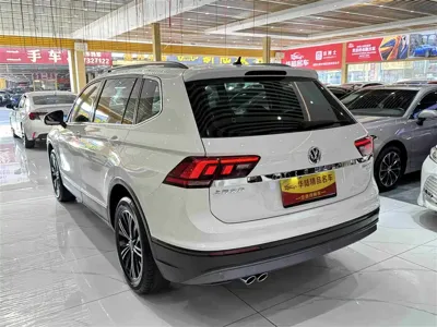 Volkswagen Tiguan L