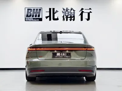 Nio ET7