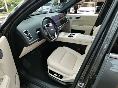 Li Auto Li L7