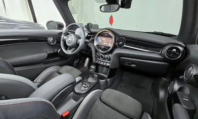 MINI Cooper Convertible