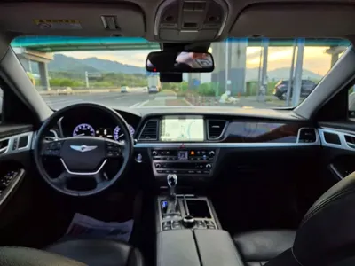 Hyundai Genesis