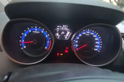 Hyundai Elantra (5th Generation