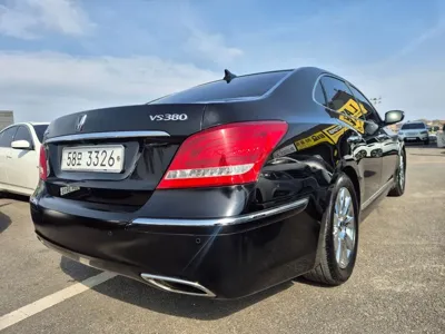 Hyundai Equus