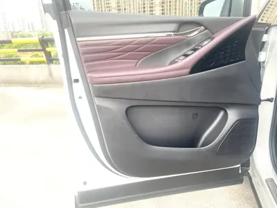 GAC Motor Trumpchi M8