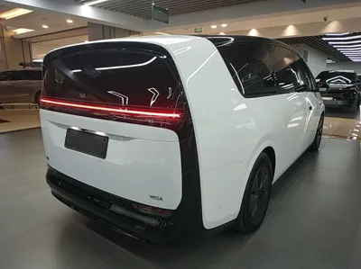 Li Auto MEGA