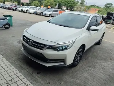 Venucia D60