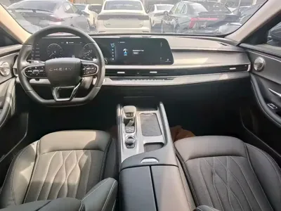 Chery Arrizo 8
