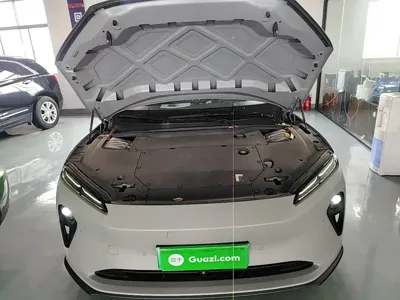 Nio ET5