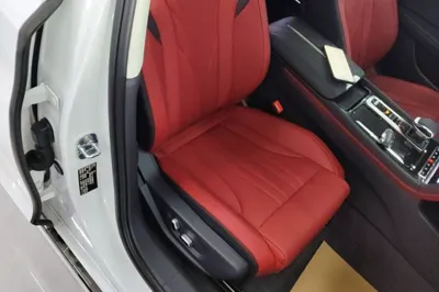 Hongqi H6
