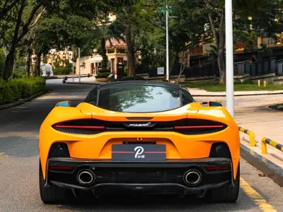 McLaren GT