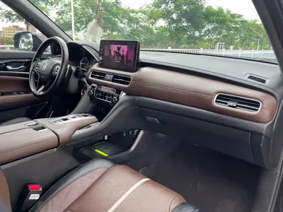 Honda UR-V