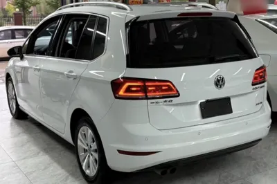 Volkswagen Golf Sportsvan