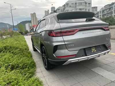 BYD PLUS