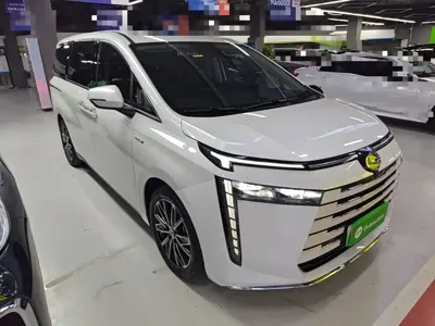 GAC Motor 传祺E8 PHEV
