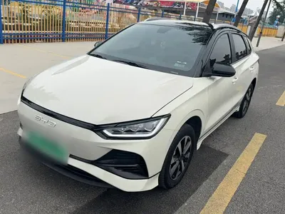 BYD e2