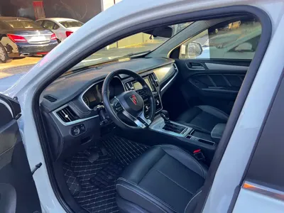 Roewe RX5