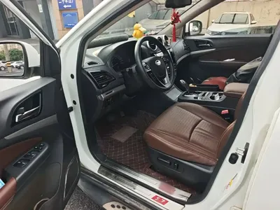 BYD S7