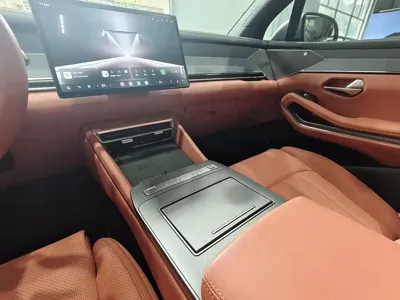 BYD 唐L