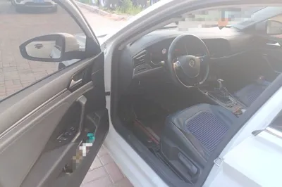 Volkswagen Sagitar