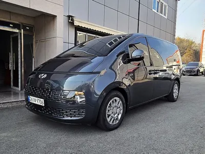 Hyundai Staria