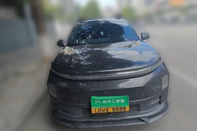Li Auto L6