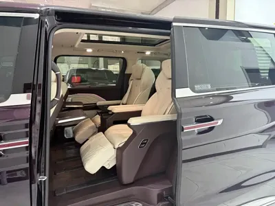 Hongqi Hongqi HQ9
