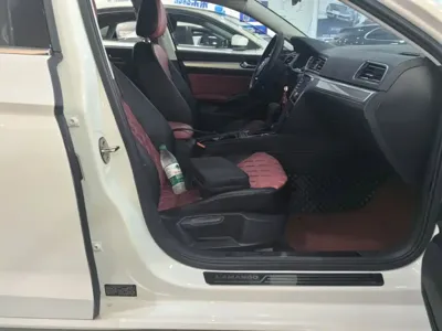 Volkswagen Lamando