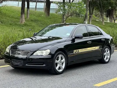 Toyota Reiz
