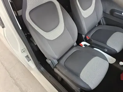 Wuling MINIEV