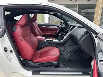 Infiniti Q60