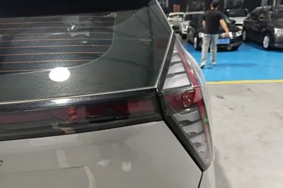 Geely Auto FX11