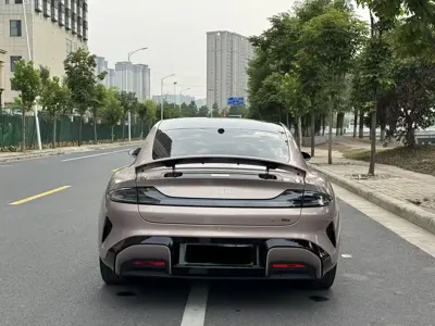 Xiaomi SU7
