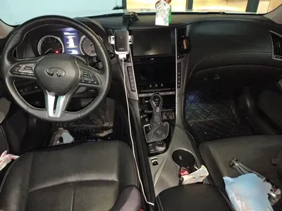 Infiniti Q50L