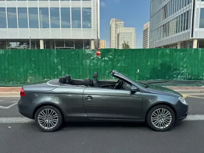 Volkswagen Eos
