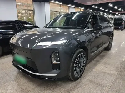 Nio ES8