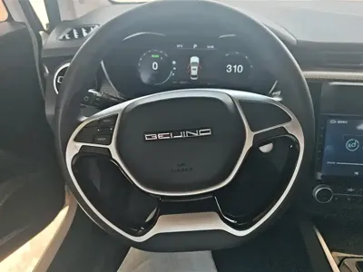BAIC EU5