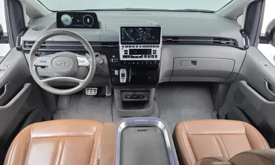 Hyundai Staria