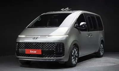 Hyundai Staria